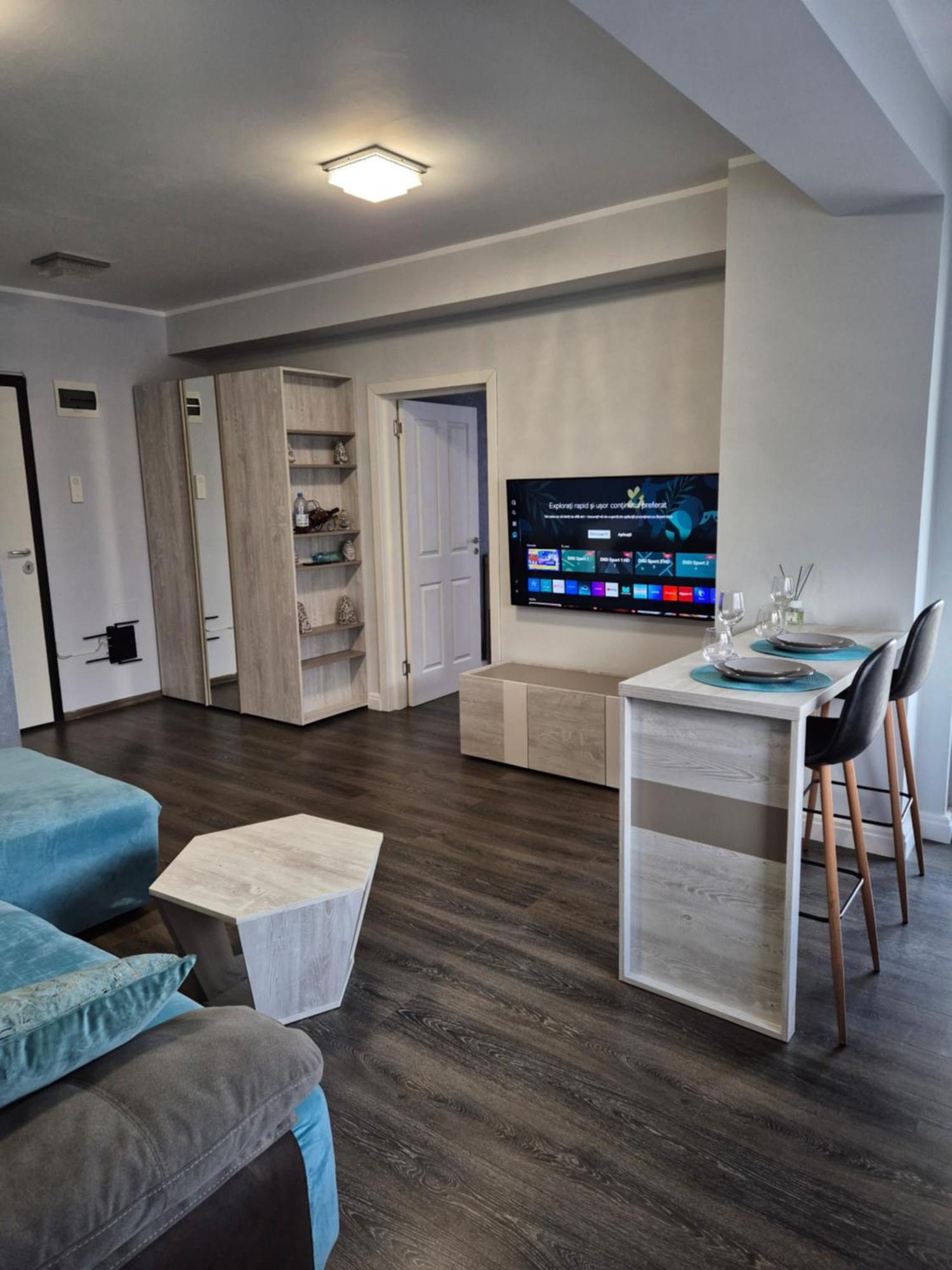 Apartament 601 Str Hotel Opera มามายา ภายนอก รูปภาพ